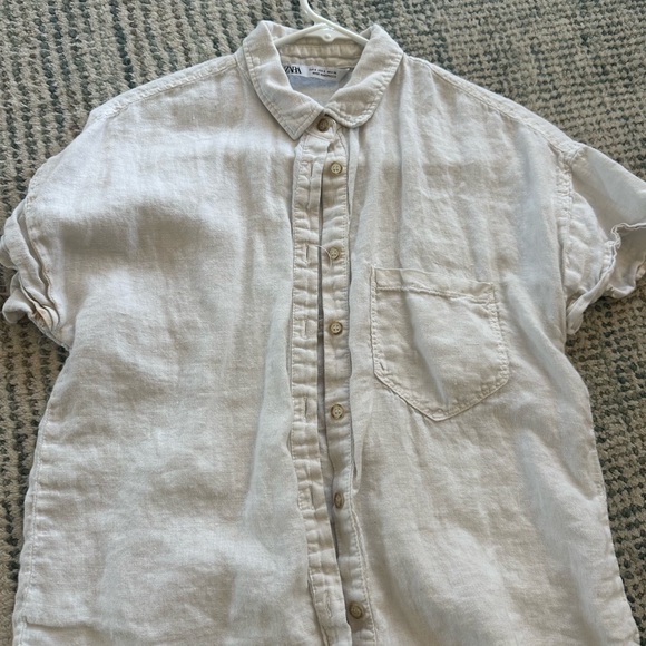 White linen button up - Picture 3 of 3